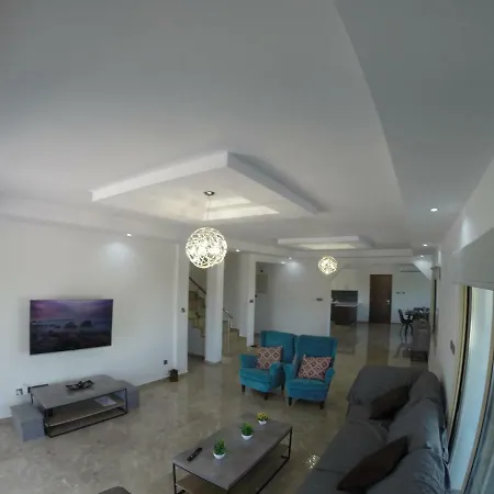 Kingshill Villa *